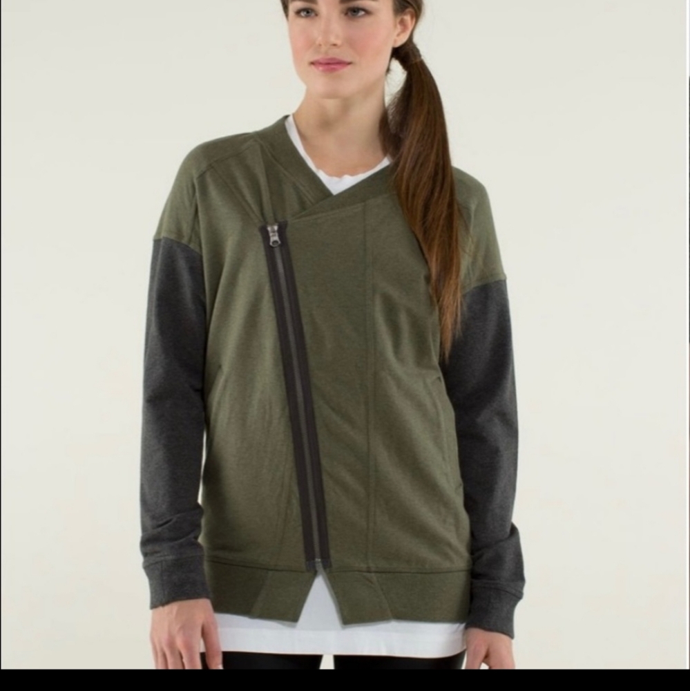 Lululemon Mula Bundle WrapHeathered Fatigue Green / Heathered Dark Grey